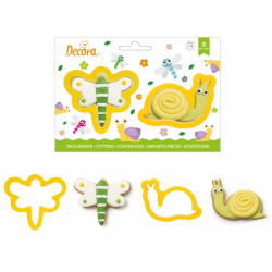 Vykrajovátka vážka a šnek