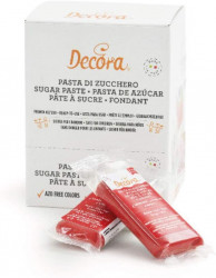 Potahovací hmota 100g červená