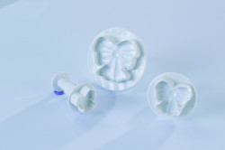 Pístové vykrajovátko 3ks mašle