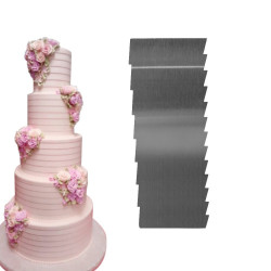 Stěrka na okraje dortů Saw