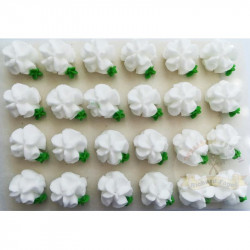 Cukrové květy bílé na platíčku 24ks